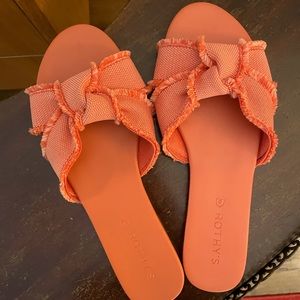 Rothy’s canvas knot slip on sandals